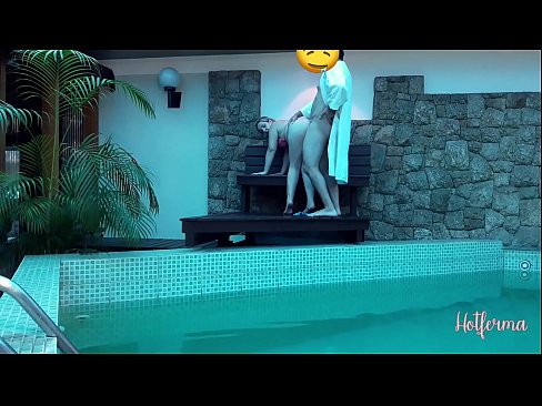 ❤️ Bulla ancillam ad piscinam invitat, sed fervido resistere non potuit Russian porn  ad nos la.taxiporec.top